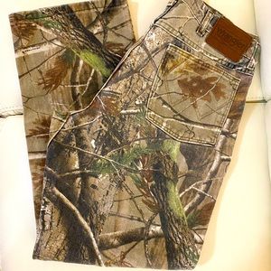 Wrangler pro gear camouflage 34 x 30 mens realtree jeans / pants 5 pocket